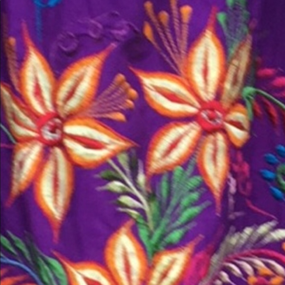 Dress from Costa Rica - Picture 8 of 8